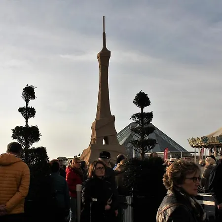 Avec Parking Prive Au Coeur Du Triangle D'or - Paris-plage *